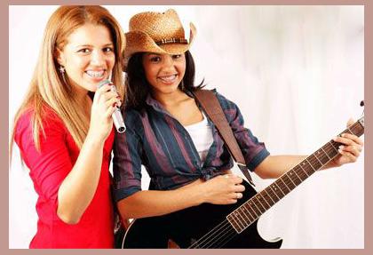 Brenda &amp; Bruna
